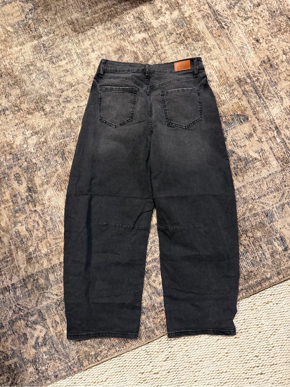 Women's Sidefeel Black Relaxed-Fit barrel Jeans sz 8 - Picture 2 of 3